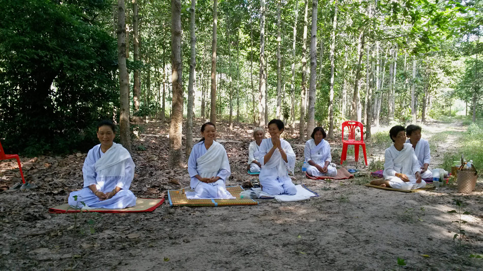 บรรยากาศธรรมชาติ ขณะแสดงธรรม ภาคบ่าย.
